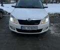 Белый Шкода Фабия, объемом двигателя 1.2 л и пробегом 270 тыс. км за 5800 $, фото 1 на Automoto.ua