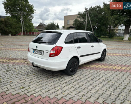 Білий Шкода Фабія, об'ємом двигуна 1.2 л та пробігом 257 тис. км за 4500 $, фото 6 на Automoto.ua