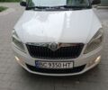 Белый Шкода Фабия, объемом двигателя 1.39 л и пробегом 329 тыс. км за 4899 $, фото 1 на Automoto.ua