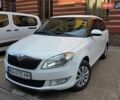 Белый Шкода Фабия, объемом двигателя 1.39 л и пробегом 185 тыс. км за 5300 $, фото 1 на Automoto.ua