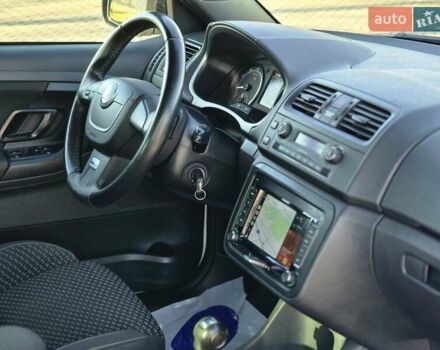 Белый Шкода Фабия, объемом двигателя 1.4 л и пробегом 188 тыс. км за 7950 $, фото 38 на Automoto.ua