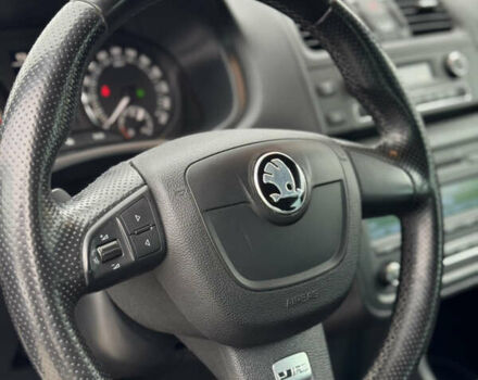 Белый Шкода Фабия, объемом двигателя 1.4 л и пробегом 188 тыс. км за 8350 $, фото 15 на Automoto.ua