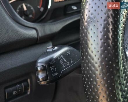 Белый Шкода Фабия, объемом двигателя 1.4 л и пробегом 188 тыс. км за 7950 $, фото 45 на Automoto.ua