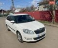 Белый Шкода Фабия, объемом двигателя 1.2 л и пробегом 215 тыс. км за 6000 $, фото 1 на Automoto.ua