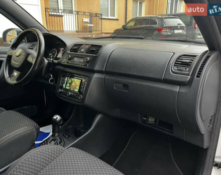 Білий Шкода Фабія, об'ємом двигуна 1.4 л та пробігом 167 тис. км за 8499 $, фото 29 на Automoto.ua