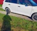 Белый Шкода Фабия, объемом двигателя 1.39 л и пробегом 230 тыс. км за 4900 $, фото 4 на Automoto.ua