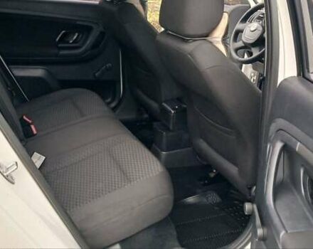 Белый Шкода Фабия, объемом двигателя 1.4 л и пробегом 220 тыс. км за 5600 $, фото 12 на Automoto.ua