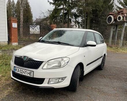 Белый Шкода Фабия, объемом двигателя 1.6 л и пробегом 307 тыс. км за 5150 $, фото 8 на Automoto.ua