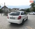 Белый Шкода Фабия, объемом двигателя 1.2 л и пробегом 235 тыс. км за 5500 $, фото 4 на Automoto.ua