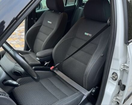 Білий Шкода Фабія, об'ємом двигуна 1.4 л та пробігом 188 тис. км за 7600 $, фото 2 на Automoto.ua