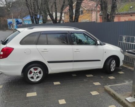 Шкода Фабия 2011 в Ужгороде на Automoto.ua Белый Шкода Фабия, объемом двигателя 1.6 л и пробегом 219 тыс. км за 5700 $, фото 7 на Automoto.ua