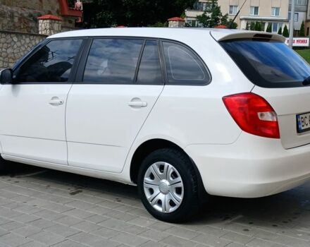 Белый Шкода Фабия, объемом двигателя 1.4 л и пробегом 220 тыс. км за 5800 $, фото 6 на Automoto.ua