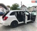 Белый Шкода Фабия, объемом двигателя 1.2 л и пробегом 235 тыс. км за 5500 $, фото 11 на Automoto.ua