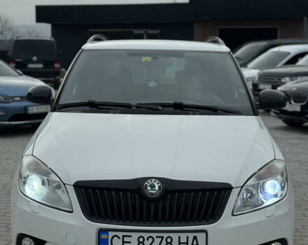 Белый Шкода Фабия, объемом двигателя 1.4 л и пробегом 188 тыс. км за 8350 $, фото 2 на Automoto.ua