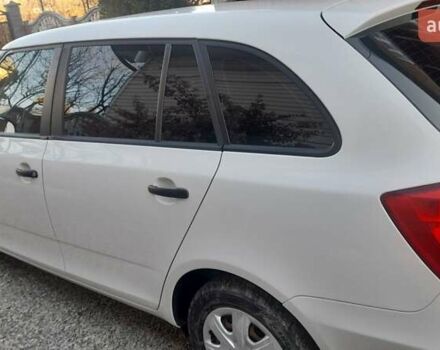 Белый Шкода Фабия, объемом двигателя 1.2 л и пробегом 245 тыс. км за 4800 $, фото 15 на Automoto.ua