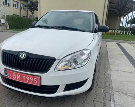 Белый Шкода Фабия, объемом двигателя 0 л и пробегом 248 тыс. км за 4999 $, фото 3 на Automoto.ua