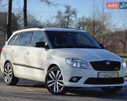 Белый Шкода Фабия, объемом двигателя 1.4 л и пробегом 188 тыс. км за 7950 $, фото 12 на Automoto.ua