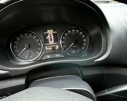 Белый Шкода Фабия, объемом двигателя 1.6 л и пробегом 175 тыс. км за 5800 $, фото 10 на Automoto.ua