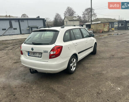 Белый Шкода Фабия, объемом двигателя 1.2 л и пробегом 180 тыс. км за 5500 $, фото 13 на Automoto.ua