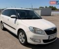 Белый Шкода Фабия, объемом двигателя 1.2 л и пробегом 180 тыс. км за 6200 $, фото 1 на Automoto.ua