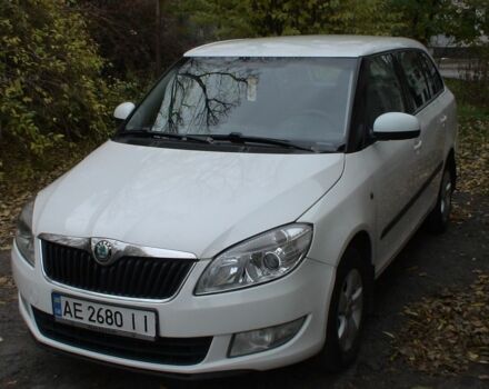 Білий Шкода Фабія, об'ємом двигуна 1.4 л та пробігом 171 тис. км за 5700 $, фото 1 на Automoto.ua