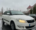 Белый Шкода Фабия, объемом двигателя 1.2 л и пробегом 242 тыс. км за 4400 $, фото 1 на Automoto.ua
