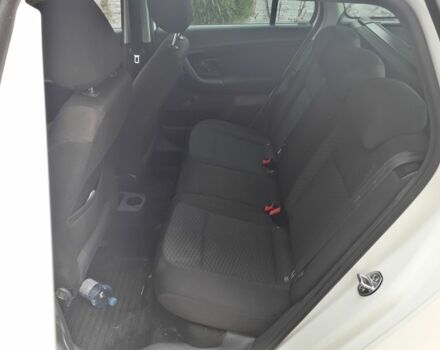 Білий Шкода Фабія, об'ємом двигуна 1.6 л та пробігом 198 тис. км за 6000 $, фото 5 на Automoto.ua