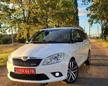 Белый Шкода Фабия, объемом двигателя 1.4 л и пробегом 200 тыс. км за 9150 $, фото 10 на Automoto.ua
