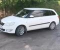Белый Шкода Фабия, объемом двигателя 1.2 л и пробегом 240 тыс. км за 6300 $, фото 1 на Automoto.ua
