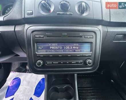 Белый Шкода Фабия, объемом двигателя 1.2 л и пробегом 157 тыс. км за 5500 $, фото 20 на Automoto.ua