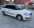 Белый Шкода Фабия, объемом двигателя 1.6 л и пробегом 399 тыс. км за 5500 $, фото 1 на Automoto.ua