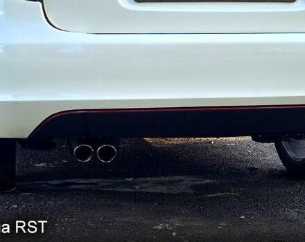 Білий Шкода Фабія, об'ємом двигуна 1.6 л та пробігом 227 тис. км за 7500 $, фото 6 на Automoto.ua