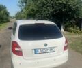 Белый Шкода Фабия, объемом двигателя 1.6 л и пробегом 350 тыс. км за 4500 $, фото 8 на Automoto.ua
