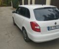 Белый Шкода Фабия, объемом двигателя 1.2 л и пробегом 287 тыс. км за 5000 $, фото 1 на Automoto.ua