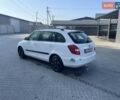 Белый Шкода Фабия, объемом двигателя 1.2 л и пробегом 250 тыс. км за 3699 $, фото 6 на Automoto.ua