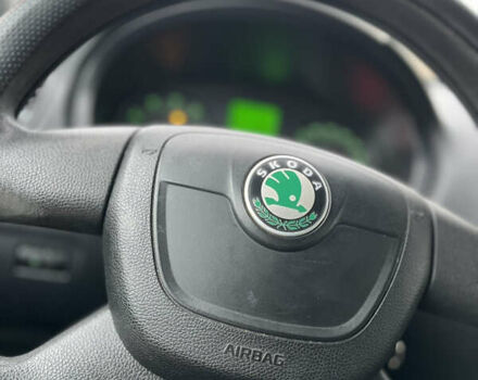 Белый Шкода Фабия, объемом двигателя 1.2 л и пробегом 179 тыс. км за 4599 $, фото 15 на Automoto.ua