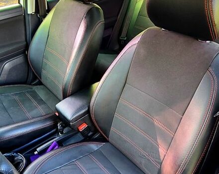 Білий Шкода Фабія, об'ємом двигуна 1.6 л та пробігом 227 тис. км за 7500 $, фото 1 на Automoto.ua