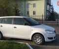 Белый Шкода Фабия, объемом двигателя 1.6 л и пробегом 272 тыс. км за 6300 $, фото 1 на Automoto.ua