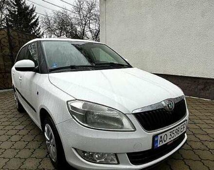 Белый Шкода Фабия, объемом двигателя 1.6 л и пробегом 175 тыс. км за 5800 $, фото 3 на Automoto.ua