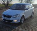 Белый Шкода Фабия, объемом двигателя 1.39 л и пробегом 320 тыс. км за 6600 $, фото 4 на Automoto.ua
