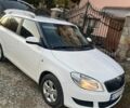 Белый Шкода Фабия, объемом двигателя 1.2 л и пробегом 216 тыс. км за 4500 $, фото 1 на Automoto.ua