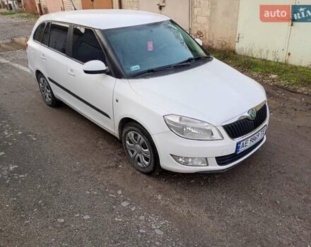 Білий Шкода Фабія, об'ємом двигуна 1.2 л та пробігом 280 тис. км за 5000 $, фото 1 на Automoto.ua