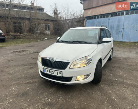Белый Шкода Фабия, объемом двигателя 1.2 л и пробегом 180 тыс. км за 5500 $, фото 24 на Automoto.ua