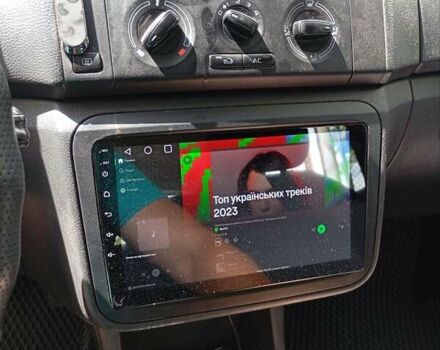 Шкода Фабія 2012 у Києві на Automoto.ua Білий Шкода Фабія, об'ємом двигуна 1.39 л та пробігом 220 тис. км за 5900 $, фото 17 на Automoto.ua