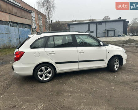 Белый Шкода Фабия, объемом двигателя 1.2 л и пробегом 180 тыс. км за 5500 $, фото 9 на Automoto.ua