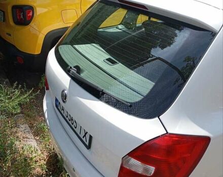 Шкода Фабія 2012 у Києві на Automoto.ua Білий Шкода Фабія, об'ємом двигуна 1.39 л та пробігом 220 тис. км за 5900 $, фото 27 на Automoto.ua