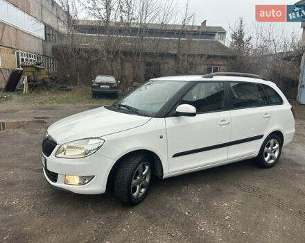 Белый Шкода Фабия, объемом двигателя 1.2 л и пробегом 180 тыс. км за 5500 $, фото 21 на Automoto.ua