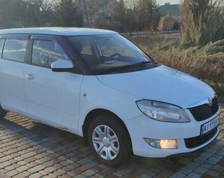 Белый Шкода Фабия, объемом двигателя 1.39 л и пробегом 320 тыс. км за 6600 $, фото 8 на Automoto.ua