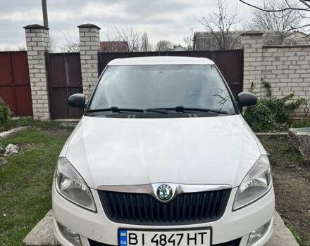 Білий Шкода Фабія, об'ємом двигуна 1.6 л та пробігом 231 тис. км за 6400 $, фото 5 на Automoto.ua