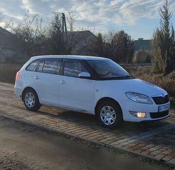 Белый Шкода Фабия, объемом двигателя 1.39 л и пробегом 320 тыс. км за 6600 $, фото 12 на Automoto.ua